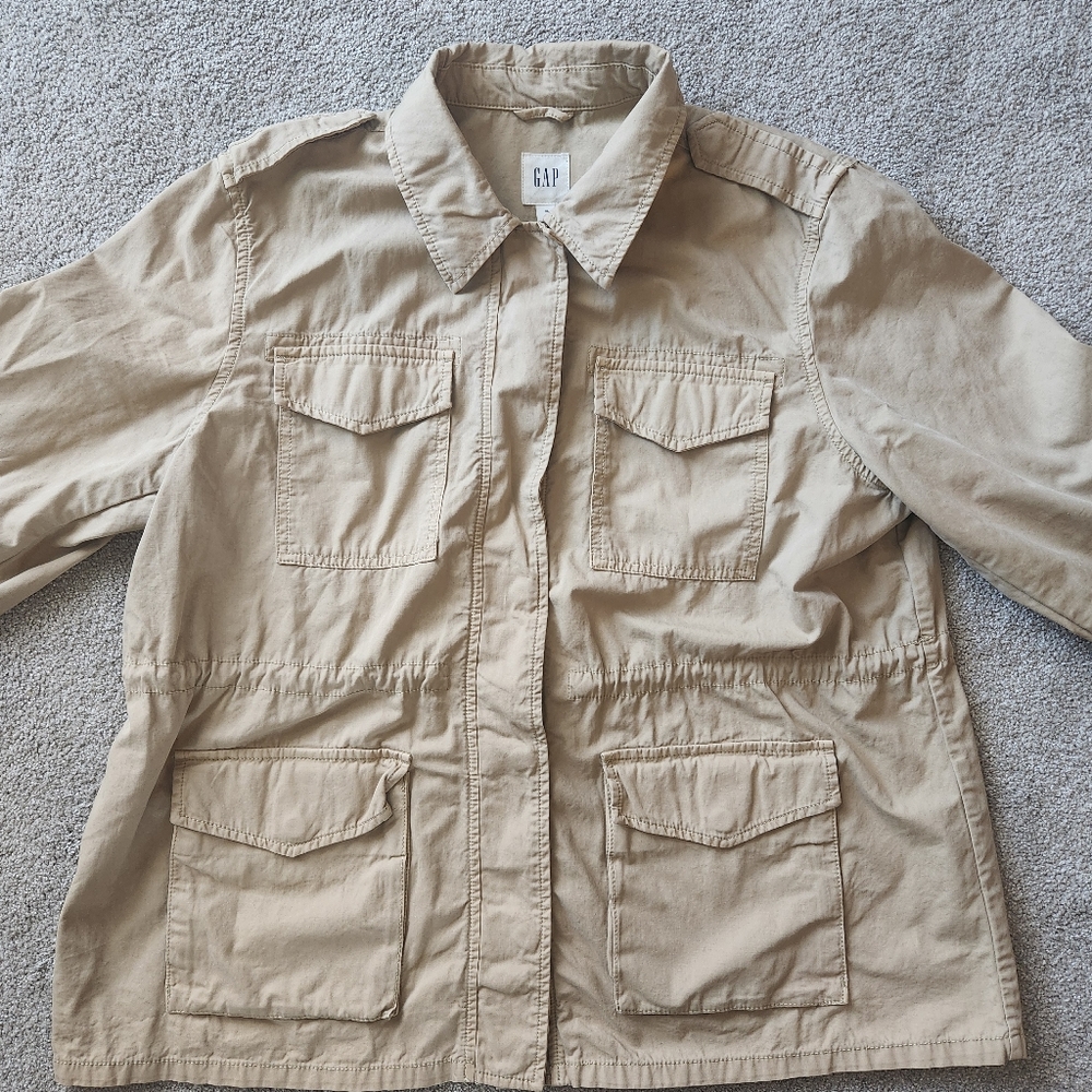 Gap Lightweight Beige Utility Jacket - image 2